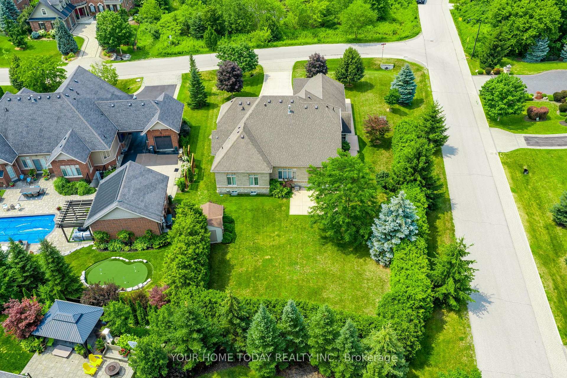 Photo 44 of 86 Barraclough Boulevard, Halton Hills, Glen Williams — HOMEH