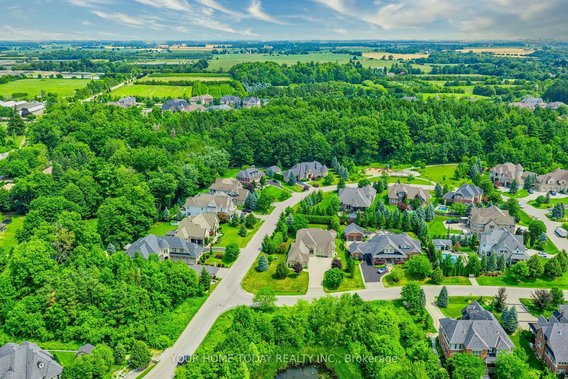 Photo 47 of 86 Barraclough Boulevard, Halton Hills, Glen Williams — HOMEH