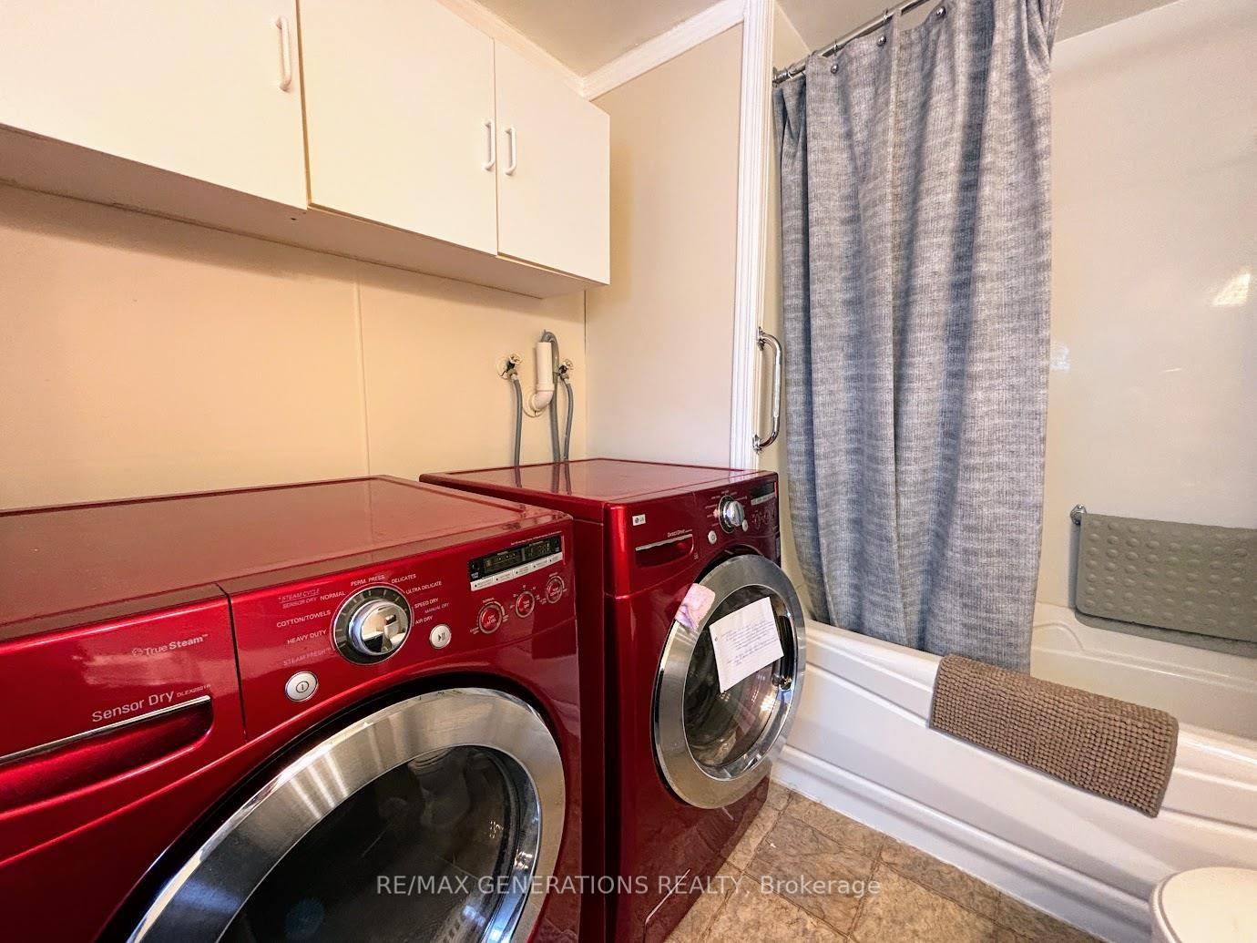 Photo 15 of 24 Jackson Crescent, Marathon — HOMEH