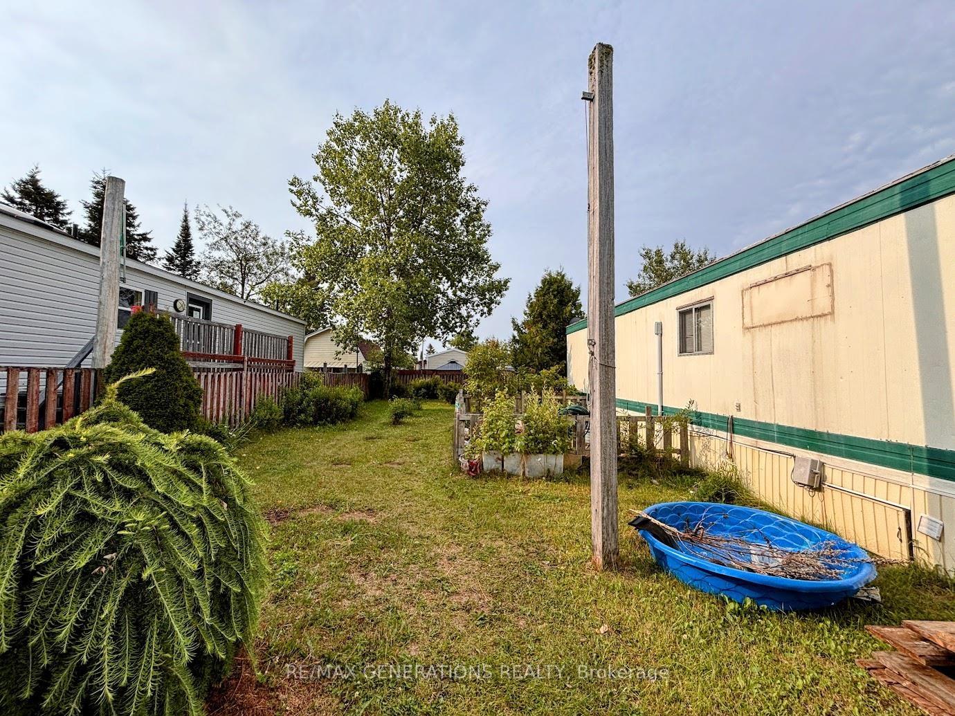 Photo 21 of 24 Jackson Crescent, Marathon — HOMEH