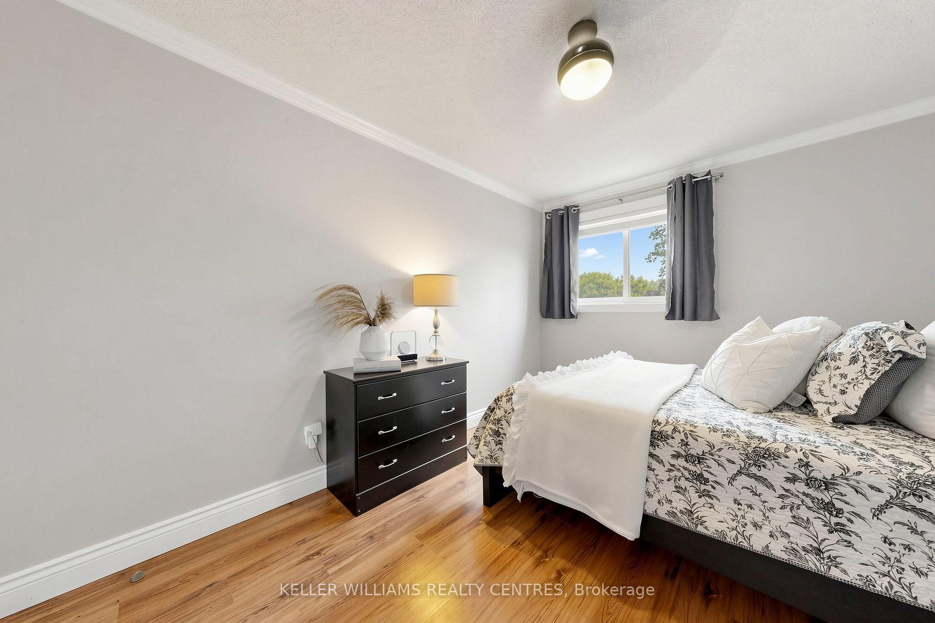 Photo 23 of 54 Dorothy Avenue, Georgina, Sutton & Jackson's Point — HOMEH