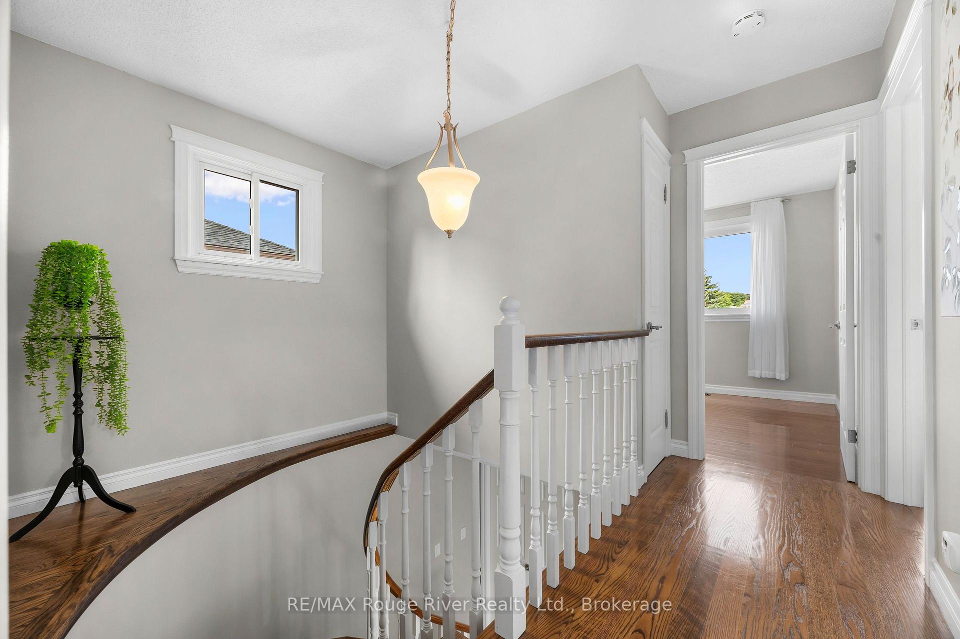 Photo 23 of 51 Lyndale Crescent, Clarington, Courtice — HOMEH