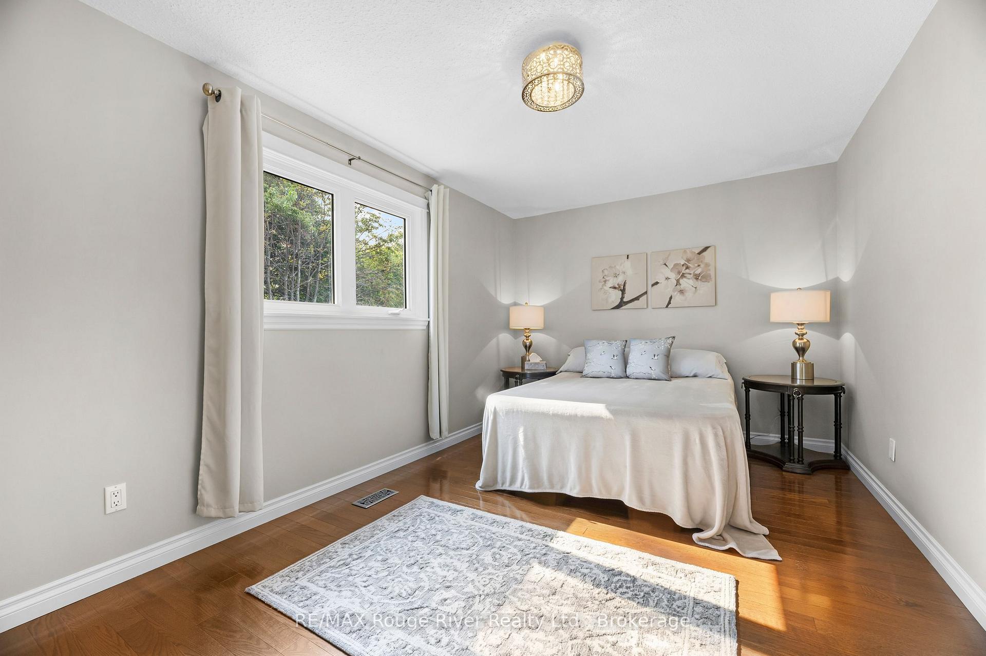 Photo 24 of 51 Lyndale Crescent, Clarington, Courtice — HOMEH