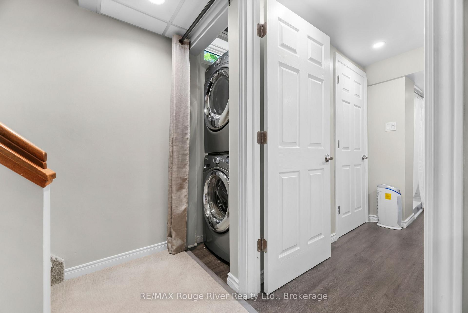 Photo 33 of 51 Lyndale Crescent, Clarington, Courtice — HOMEH