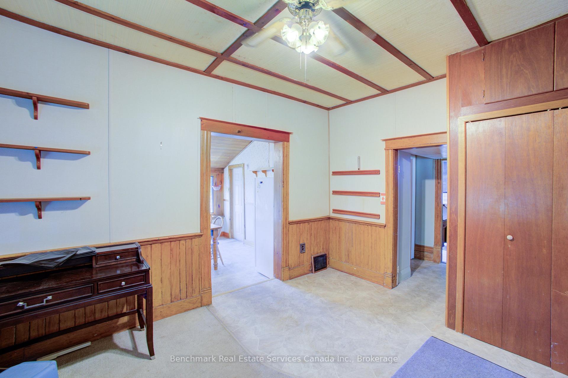 Photo 7 of 237 Thomas Street, St. Marys — HOMEH