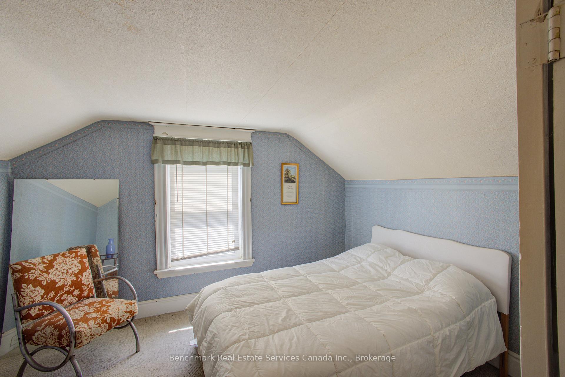 Photo 18 of 237 Thomas Street, St. Marys — HOMEH