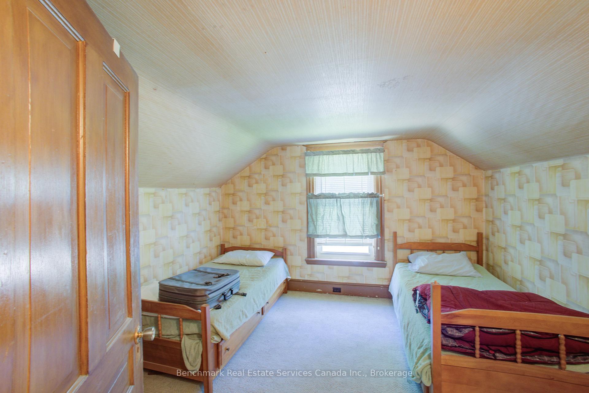 Photo 20 of 237 Thomas Street, St. Marys — HOMEH