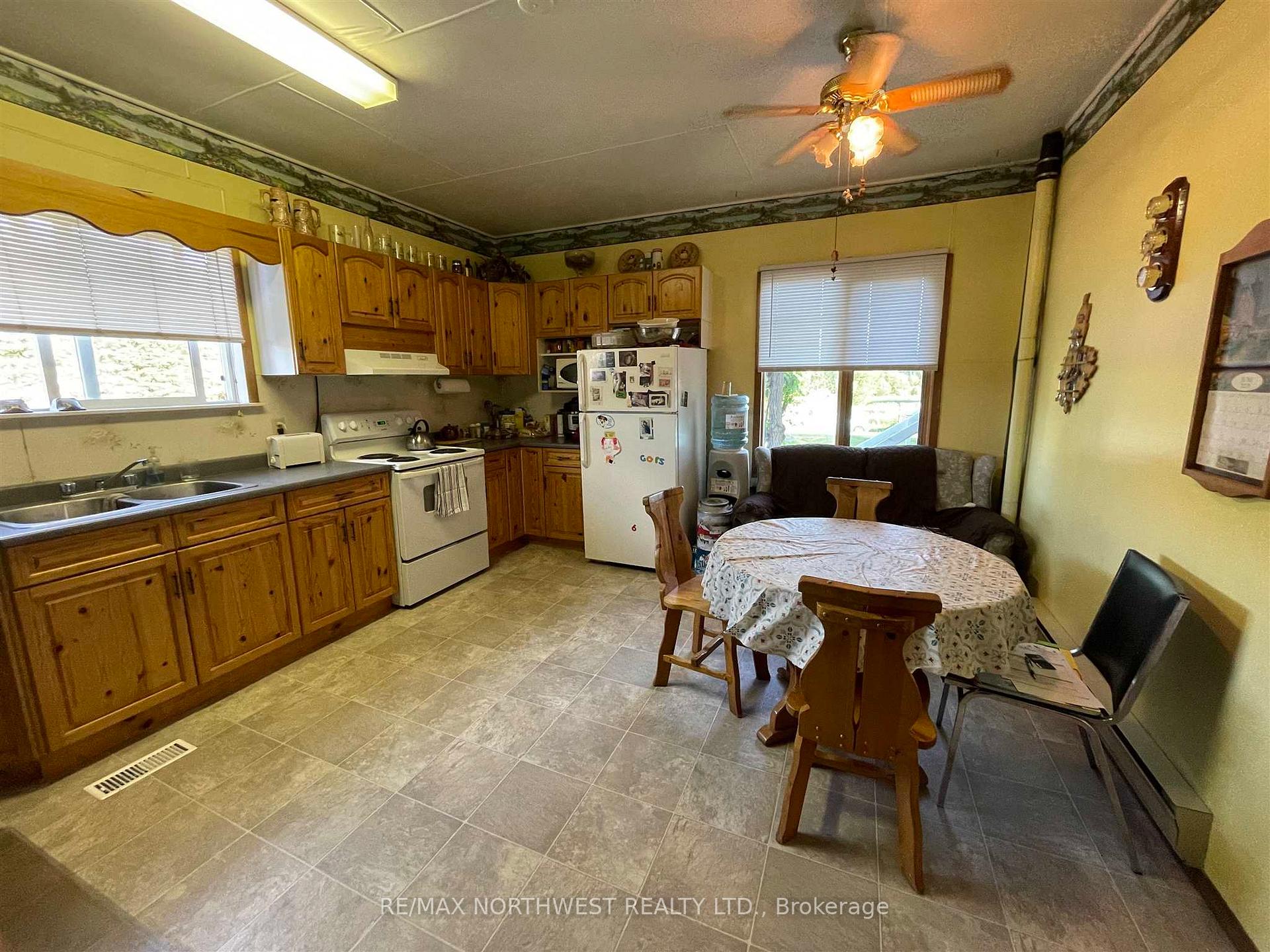 Photo 11 of 18808 Hwy 17, Kenora Remote Area, Oxdrift — HOMEH