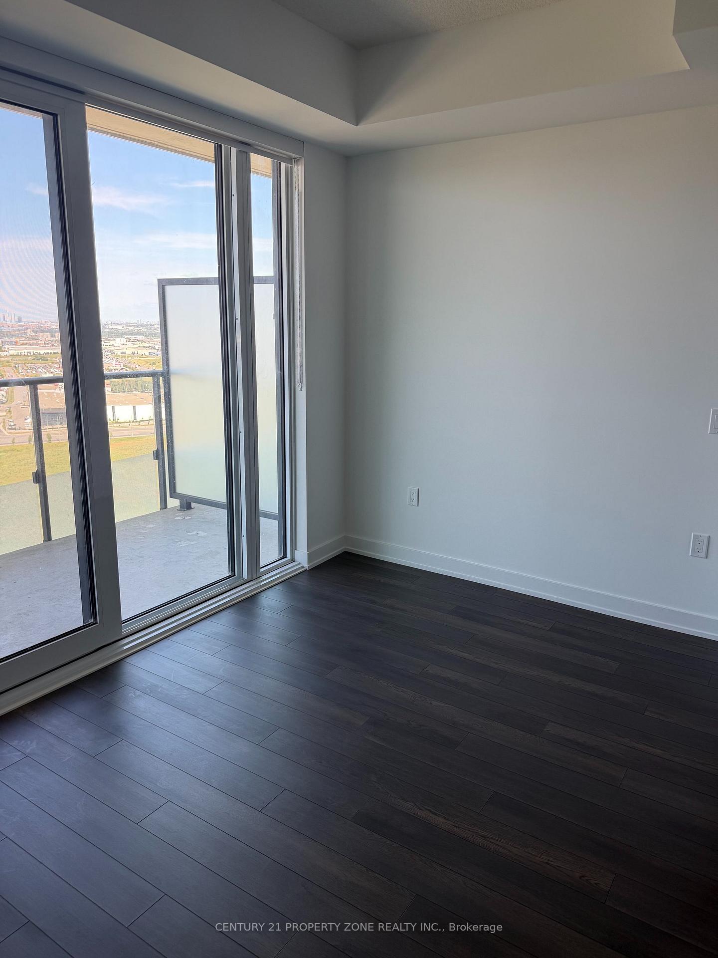 Photo 3 of Unit 2810, 15 Skyridge Drive, Brampton, Bram East — HOMEH