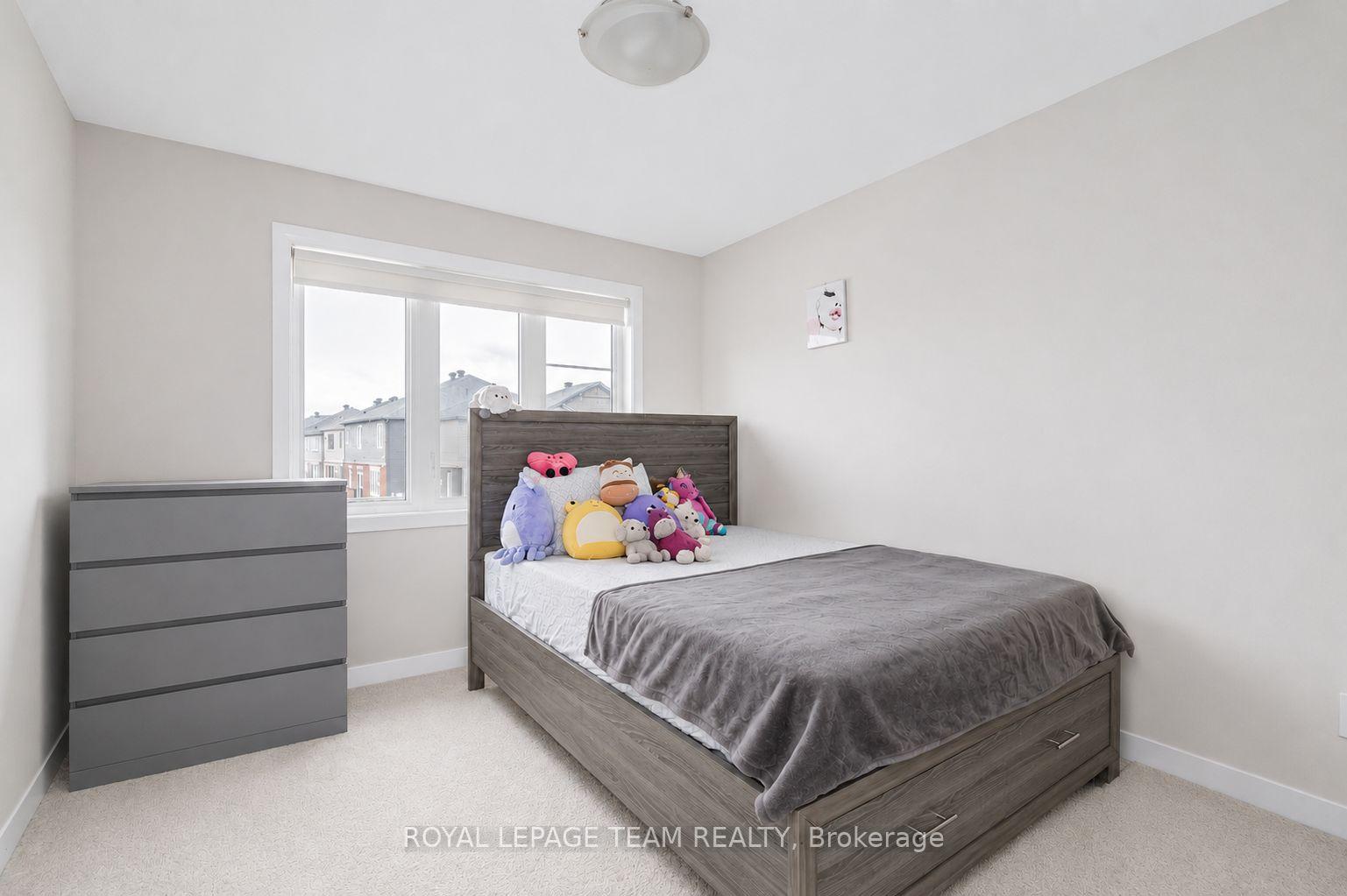 Photo 17 of 2004 Caltra Crescent, Ottawa, Barrhaven - Half Moon Bay — HOMEH