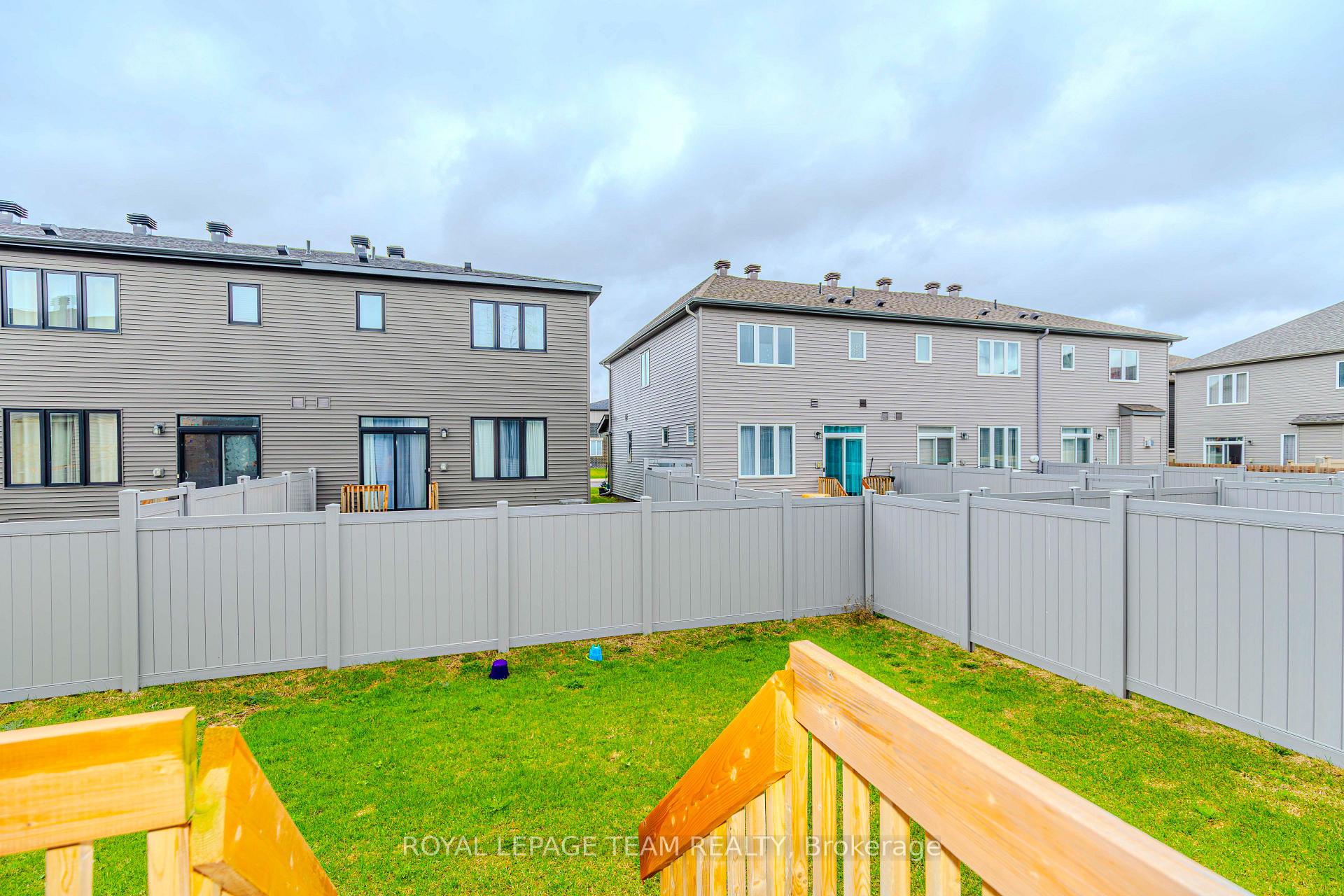 Photo 23 of 2004 Caltra Crescent, Ottawa, Barrhaven - Half Moon Bay — HOMEH