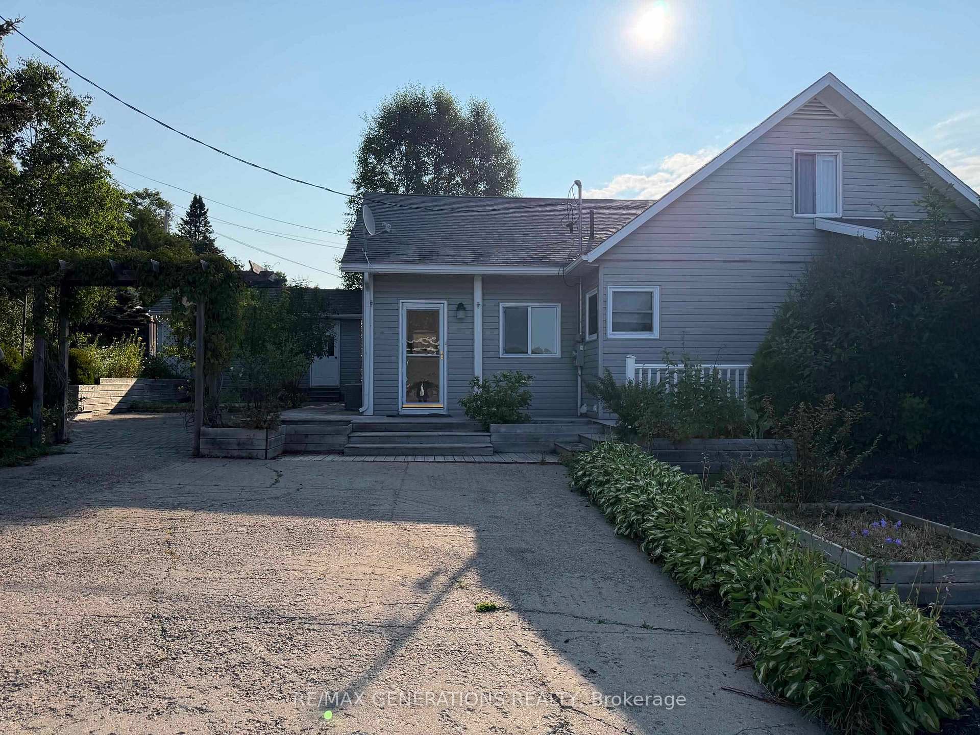 Photo 1 of 23 Lakeview Drive, Terrace Bay — HOMEH
