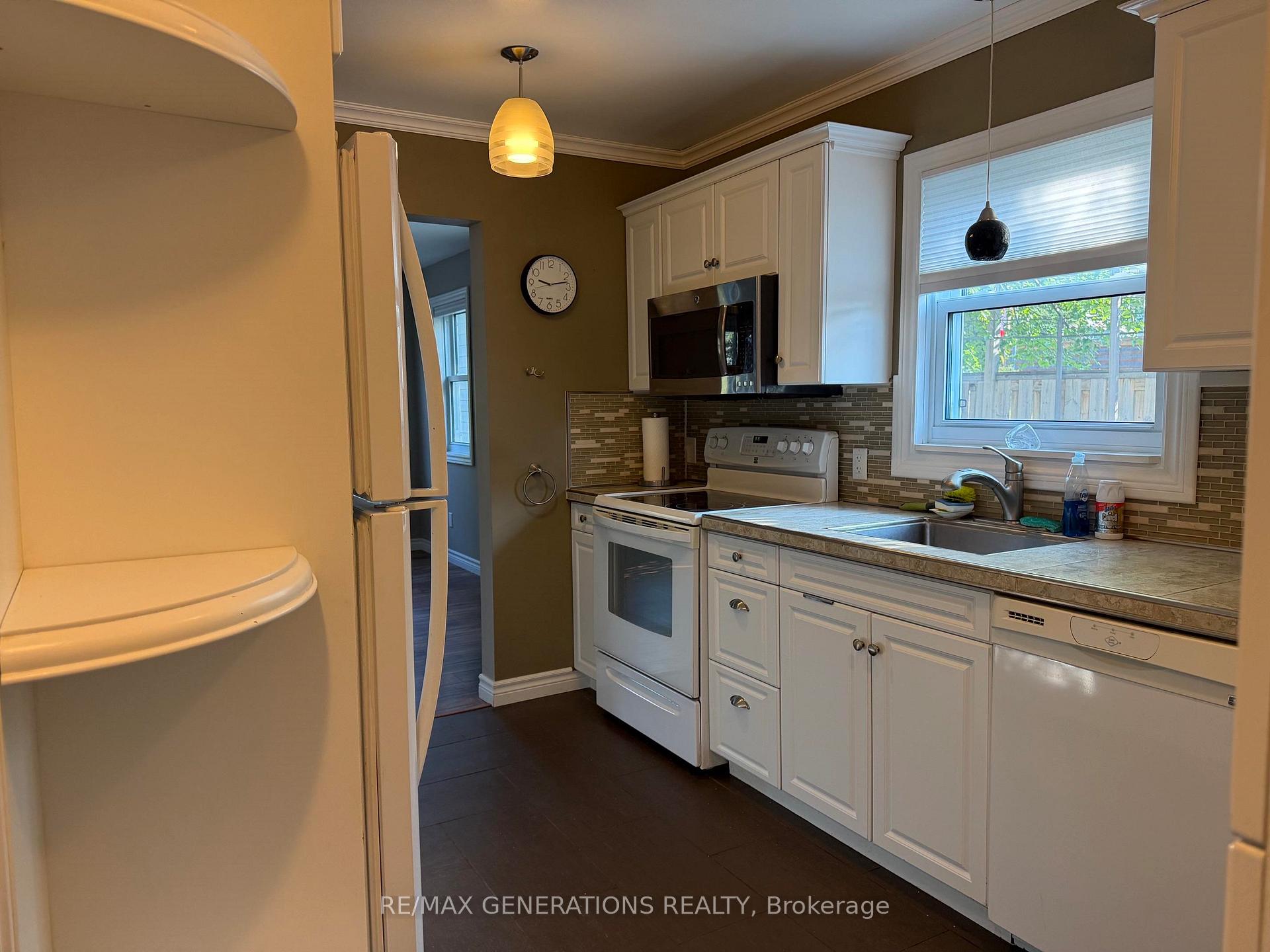 Photo 5 of 23 Lakeview Drive, Terrace Bay — HOMEH