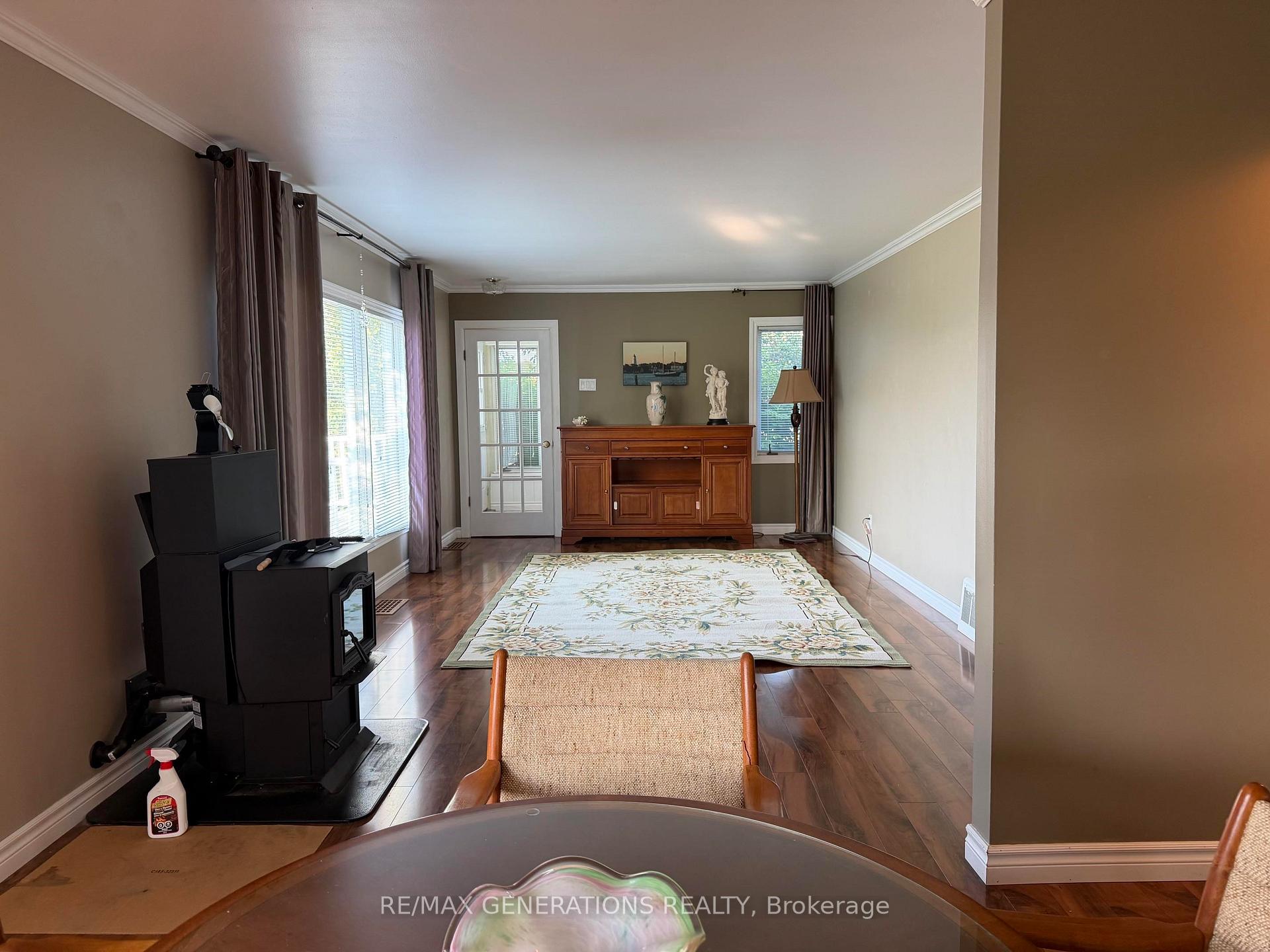 Photo 8 of 23 Lakeview Drive, Terrace Bay — HOMEH