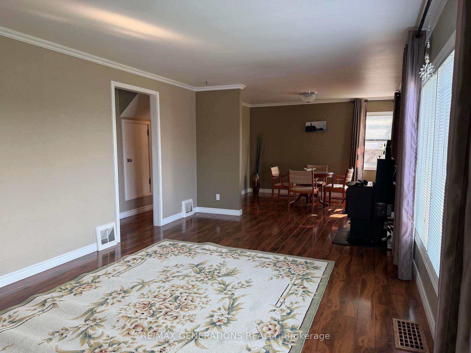 Photo 9 of 23 Lakeview Drive, Terrace Bay — HOMEH