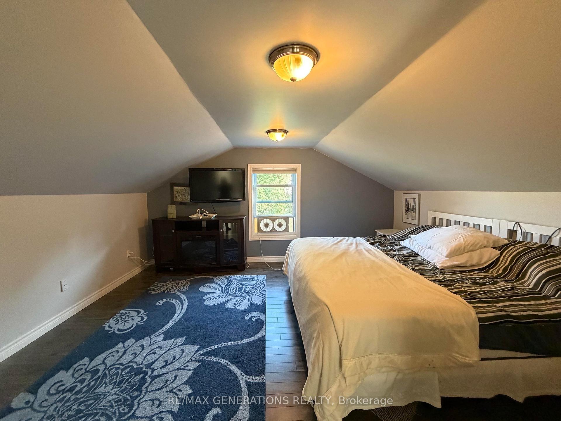 Photo 17 of 23 Lakeview Drive, Terrace Bay — HOMEH