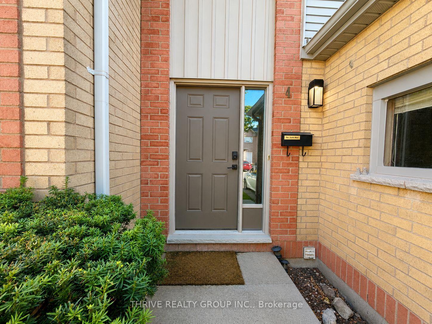 Photo 3 of Unit 4, 1199 Hamilton Road, London, East P — HOMEH