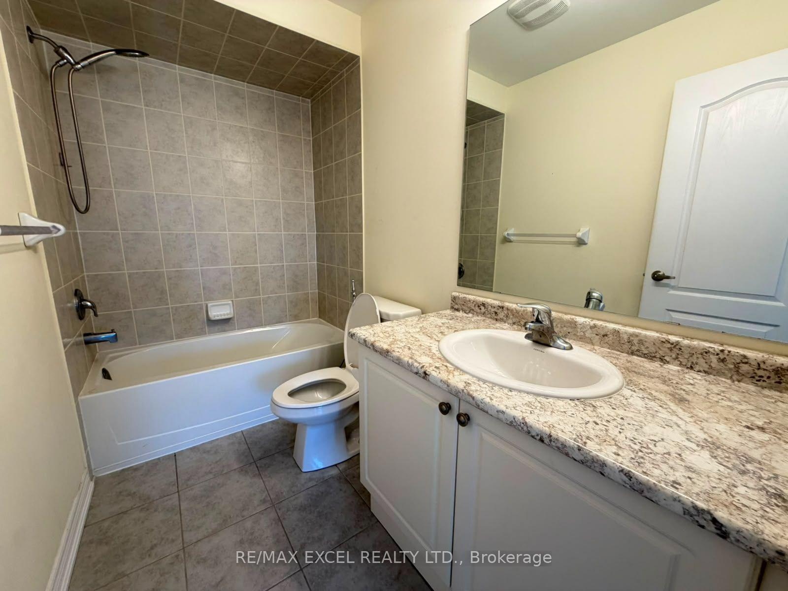 Photo 7 of 27 Manston Crescent, Markham, Milliken Mills East — HOMEH
