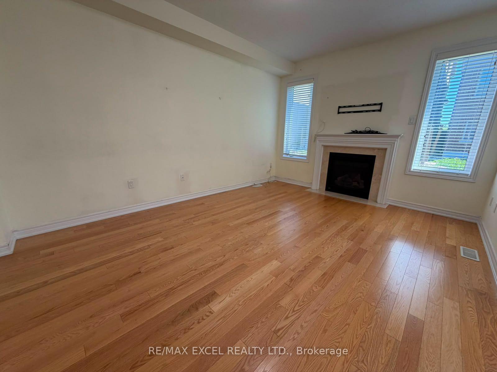 Photo 13 of 27 Manston Crescent, Markham, Milliken Mills East — HOMEH