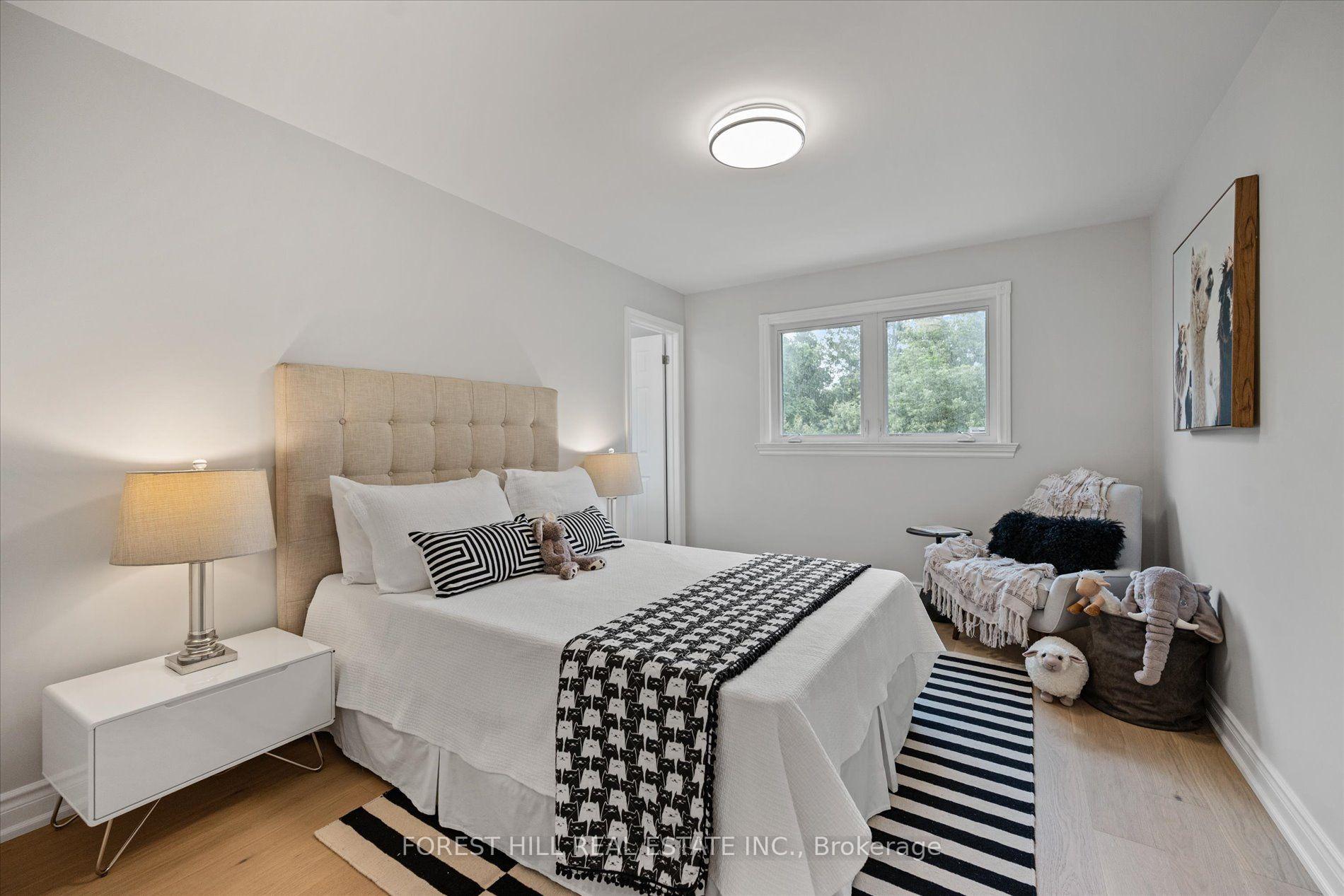 Photo 31 of 30 Pennock Crescent, Markham, Unionville — HOMEH