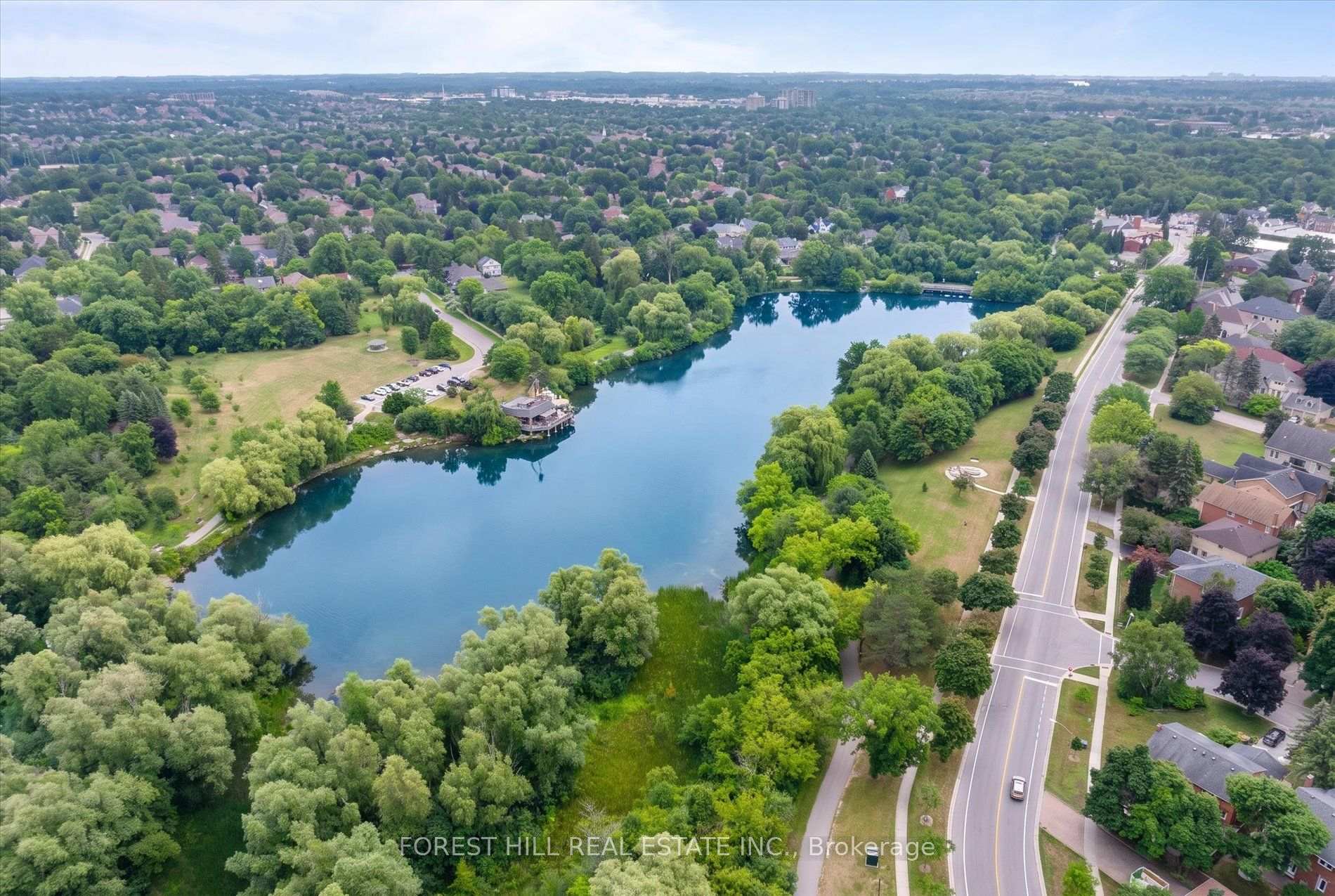 Photo 40 of 30 Pennock Crescent, Markham, Unionville — HOMEH