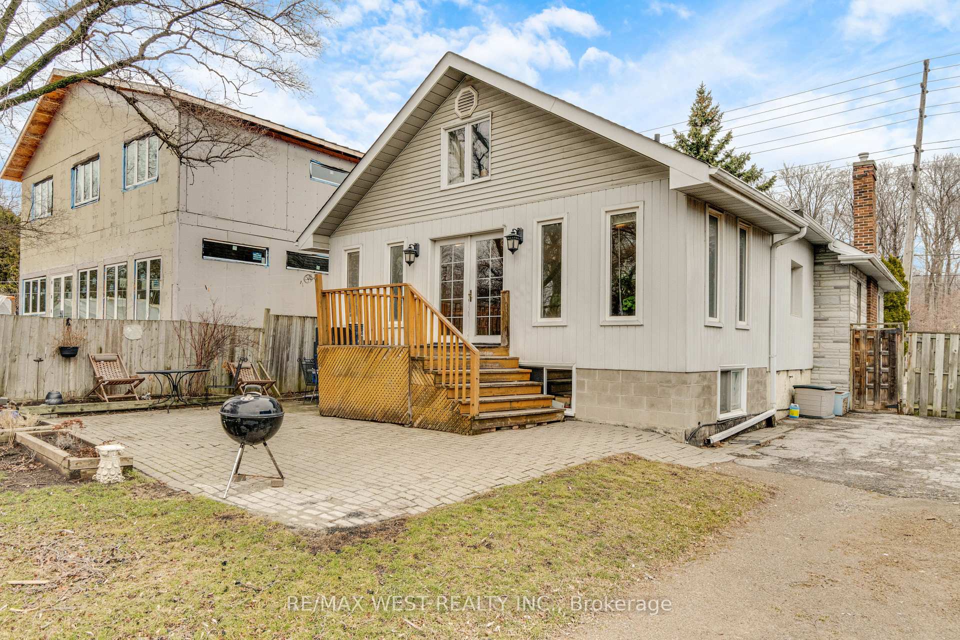 Photo 14 of 1518 Cawthra Road, Mississauga, Mineola — HOMEH