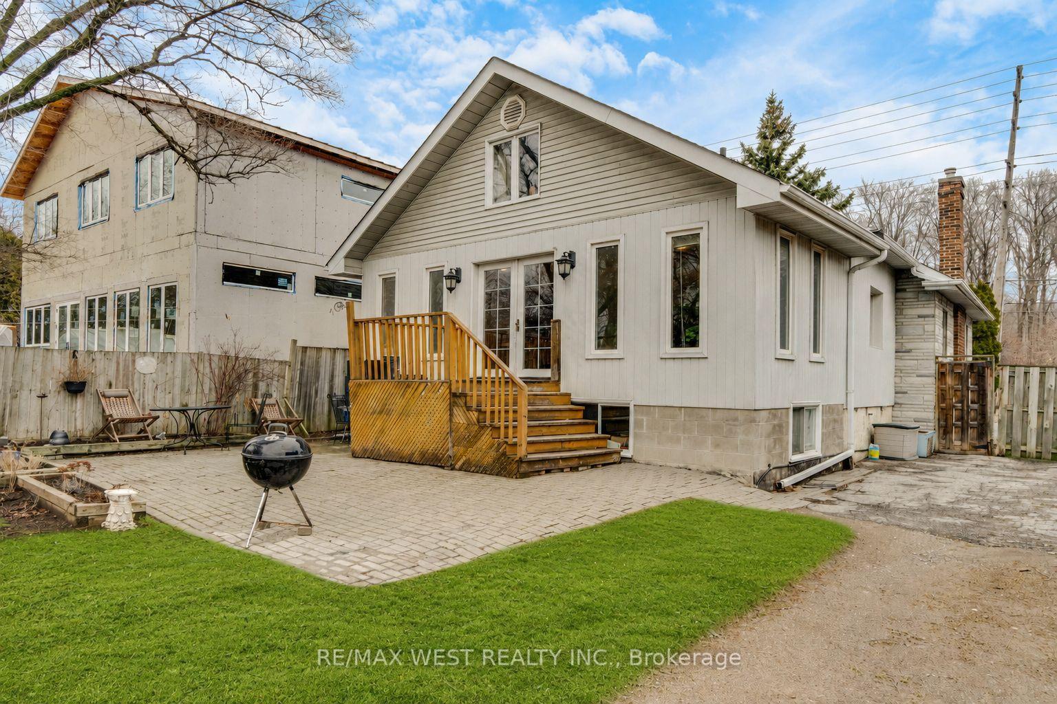 Photo 15 of 1518 Cawthra Road, Mississauga, Mineola — HOMEH