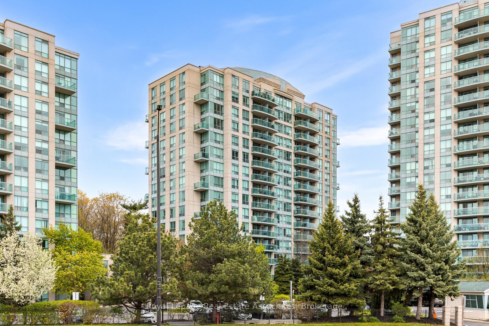 Photo 2 of Unit PH7, 2565 Erin Centre Boulevard, Mississauga, Central Erin Mills — HOMEH