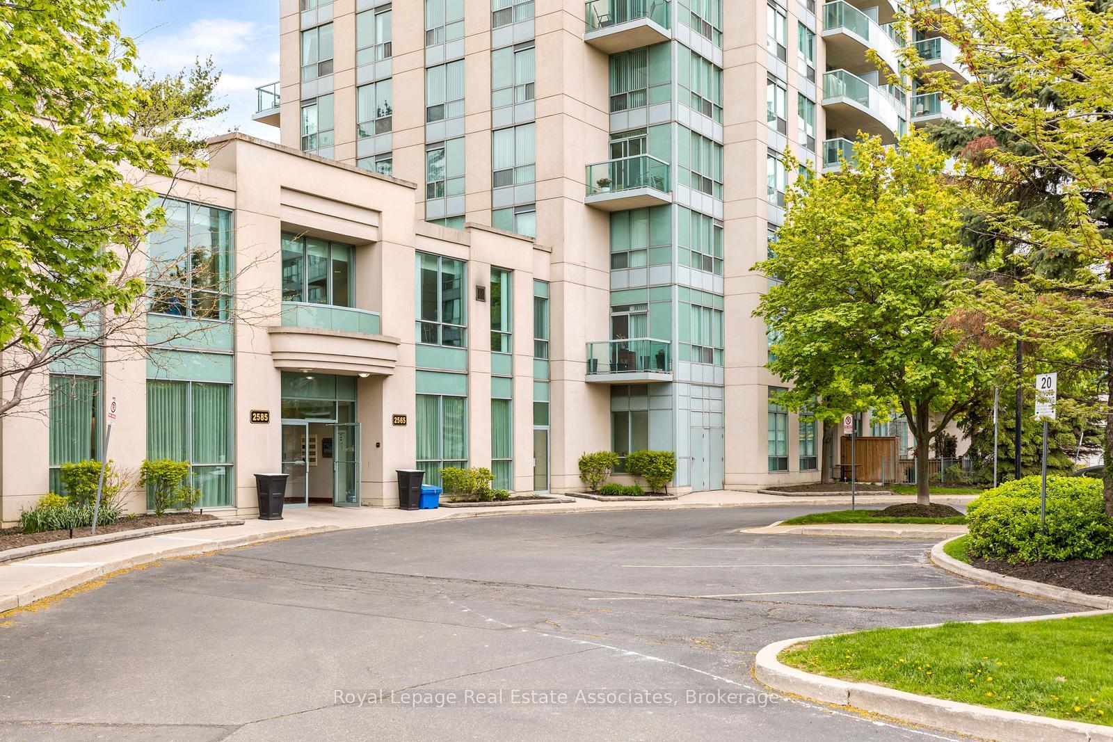 Photo 3 of Unit PH7, 2565 Erin Centre Boulevard, Mississauga, Central Erin Mills — HOMEH