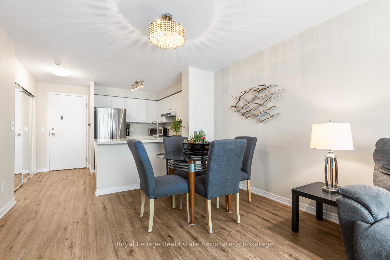 Photo 10 of Unit PH7, 2565 Erin Centre Boulevard, Mississauga, Central Erin Mills — HOMEH