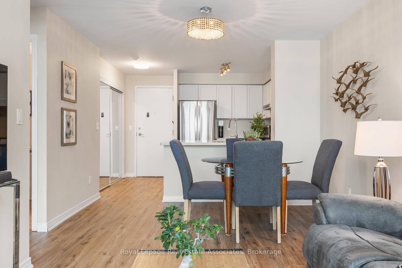 Photo 12 of Unit PH7, 2565 Erin Centre Boulevard, Mississauga, Central Erin Mills — HOMEH