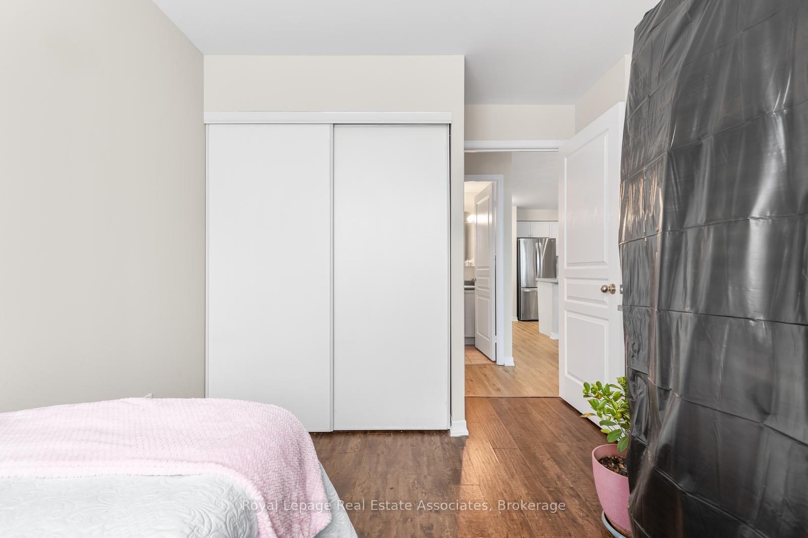 Photo 17 of Unit PH7, 2565 Erin Centre Boulevard, Mississauga, Central Erin Mills — HOMEH