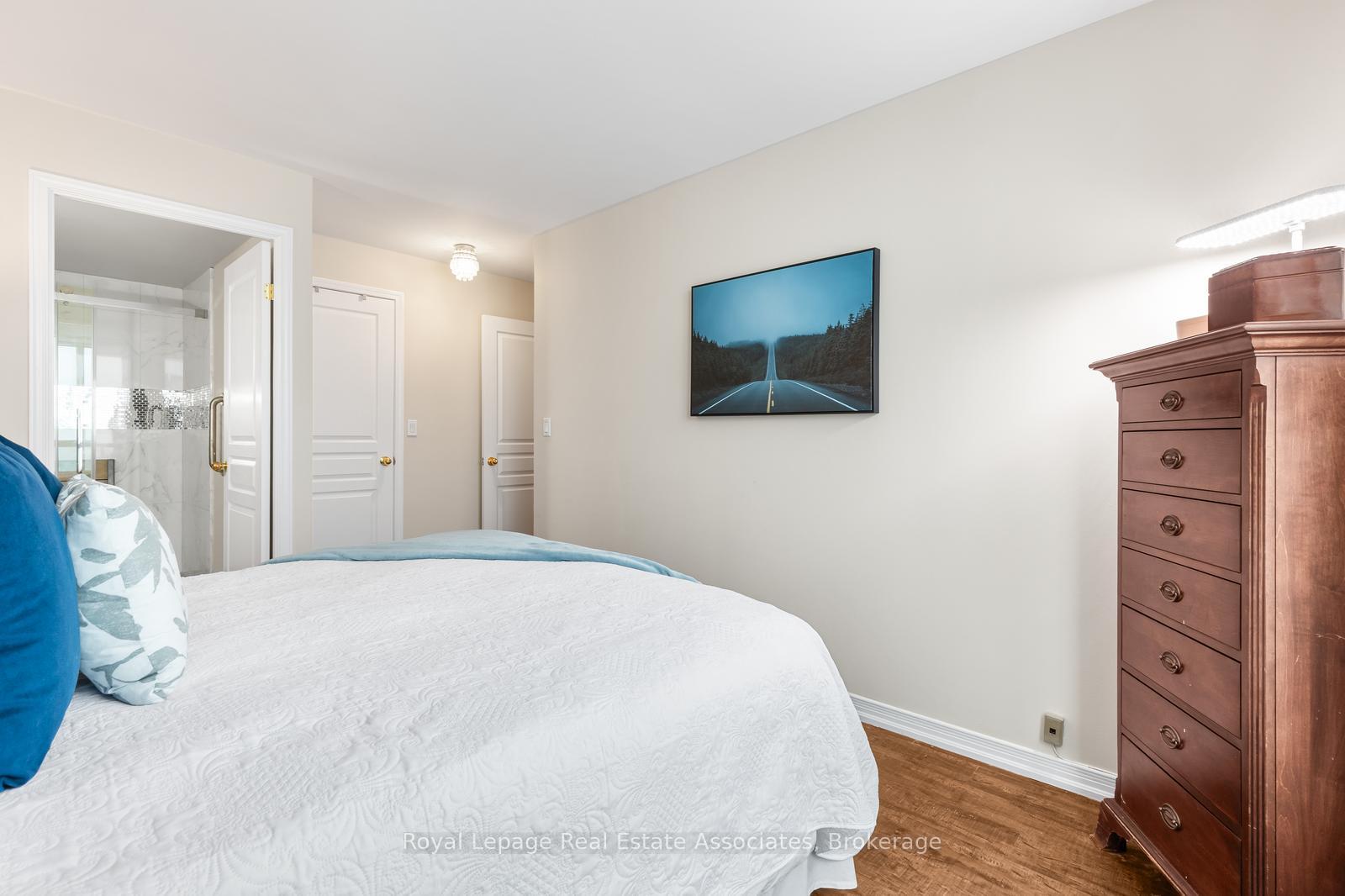 Photo 21 of Unit PH7, 2565 Erin Centre Boulevard, Mississauga, Central Erin Mills — HOMEH