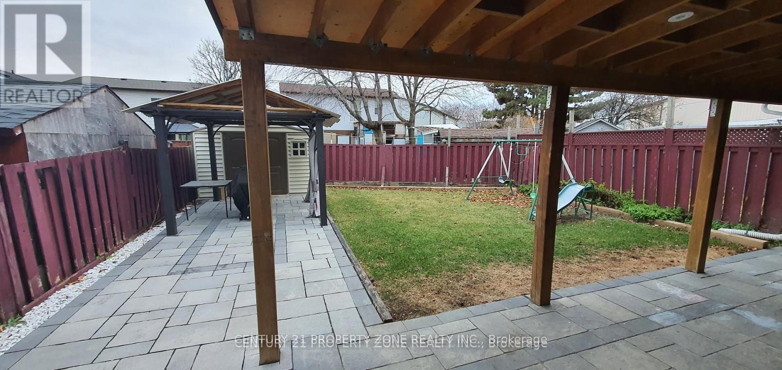 Photo 7 of 68 Hoskins Square, Brampton, Central Park — HOMEH