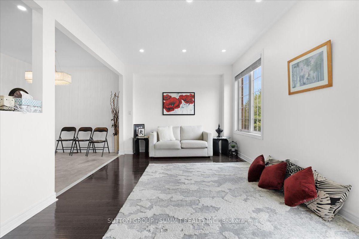 Photo 14 of 426 Bessborough Drive, Milton, Harrison — HOMEH