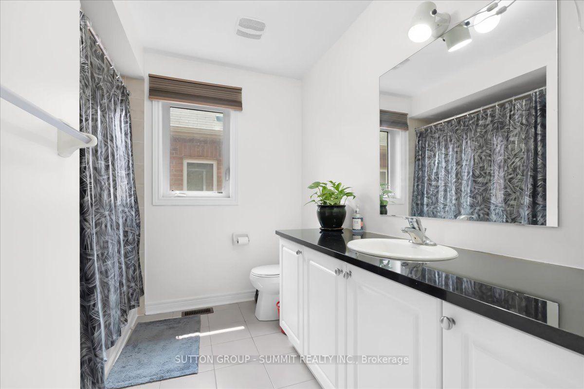 Photo 25 of 426 Bessborough Drive, Milton, Harrison — HOMEH