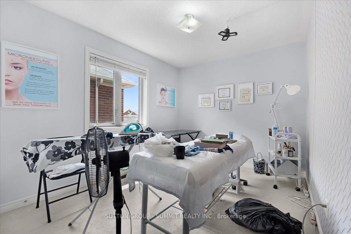 Photo 26 of 426 Bessborough Drive, Milton, Harrison — HOMEH