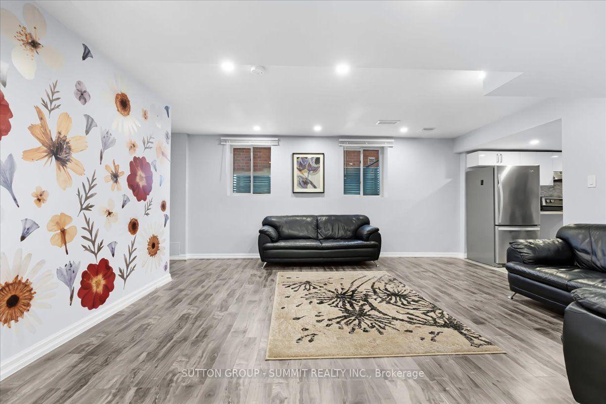 Photo 29 of 426 Bessborough Drive, Milton, Harrison — HOMEH