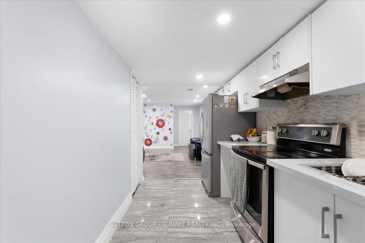 Photo 35 of 426 Bessborough Drive, Milton, Harrison — HOMEH
