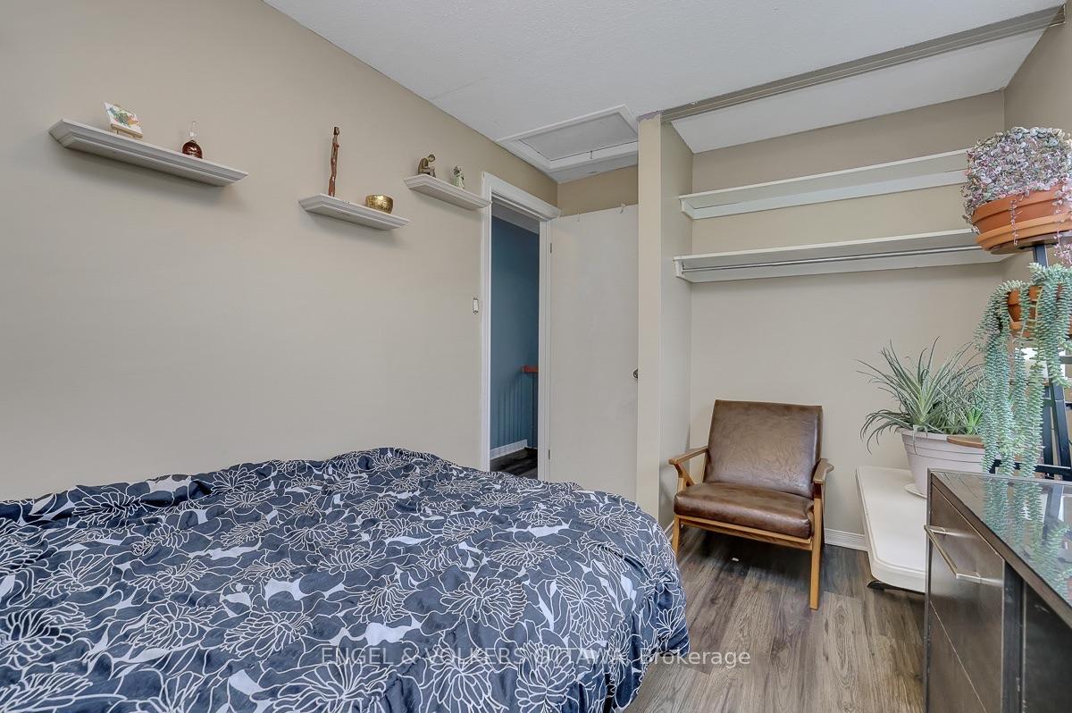 Photo 31 of 1844 Prestwick Drive, Ottawa, Queenswood Heights South — HOMEH