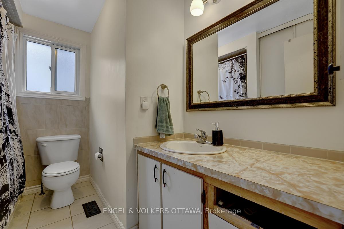 Photo 34 of 1844 Prestwick Drive, Ottawa, Queenswood Heights South — HOMEH