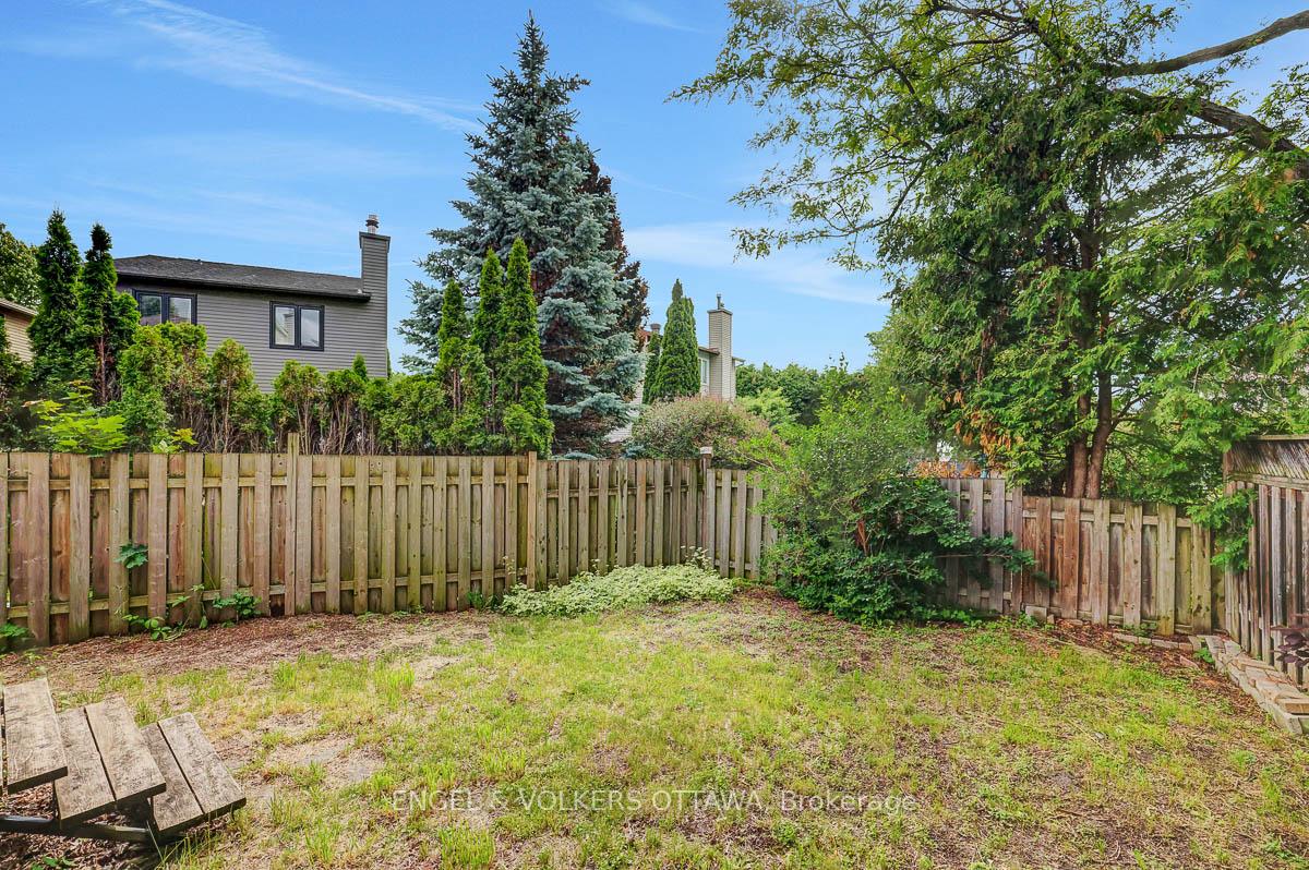 Photo 44 of 1844 Prestwick Drive, Ottawa, Queenswood Heights South — HOMEH