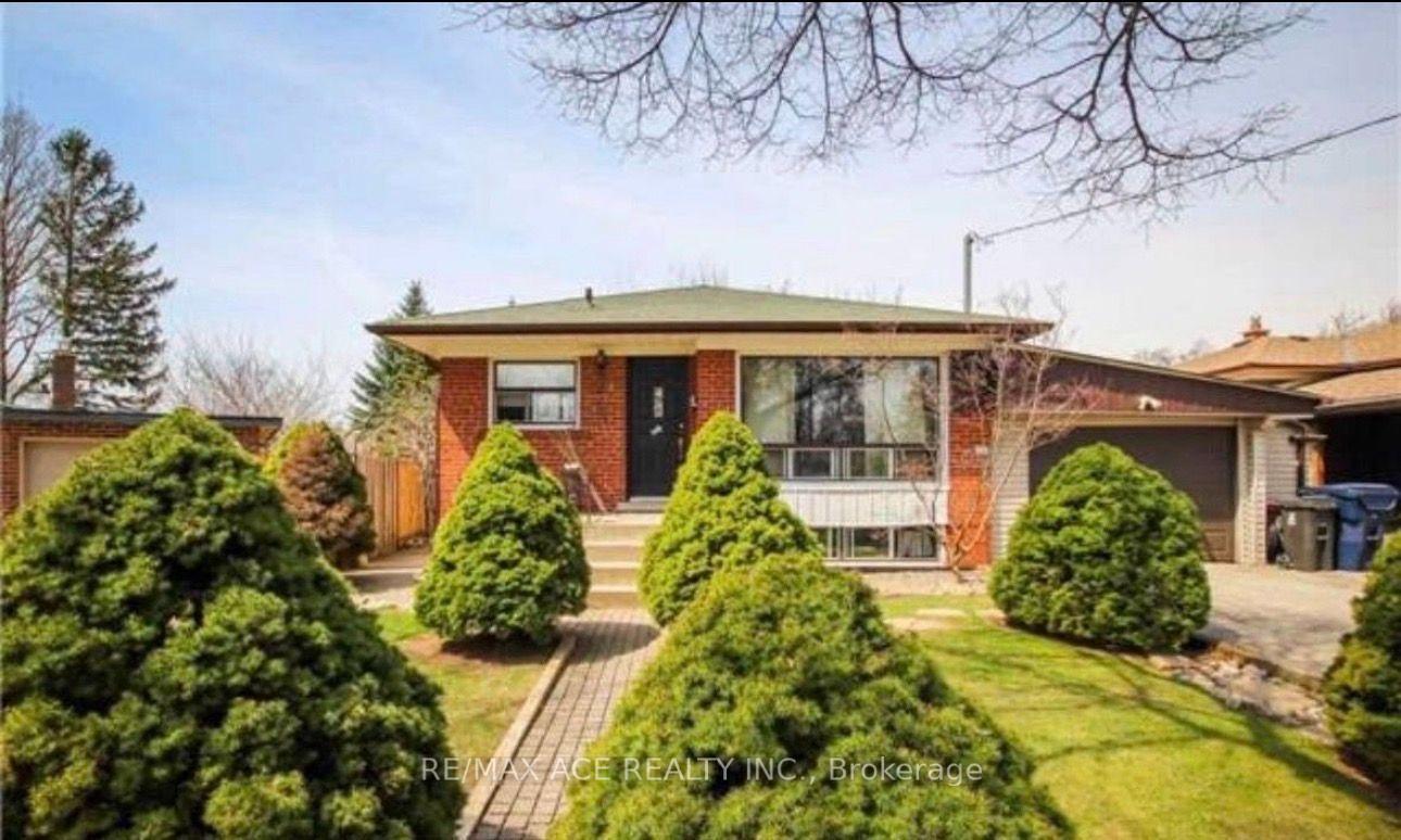 Photo 2 of 18 Roseglor Crescent, Scarborough, Bendale — HOMEH
