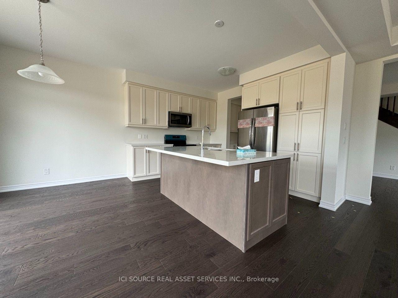 Photo 19 of 10 Guernsey Drive, Kitchener, Trussler — HOMEH
