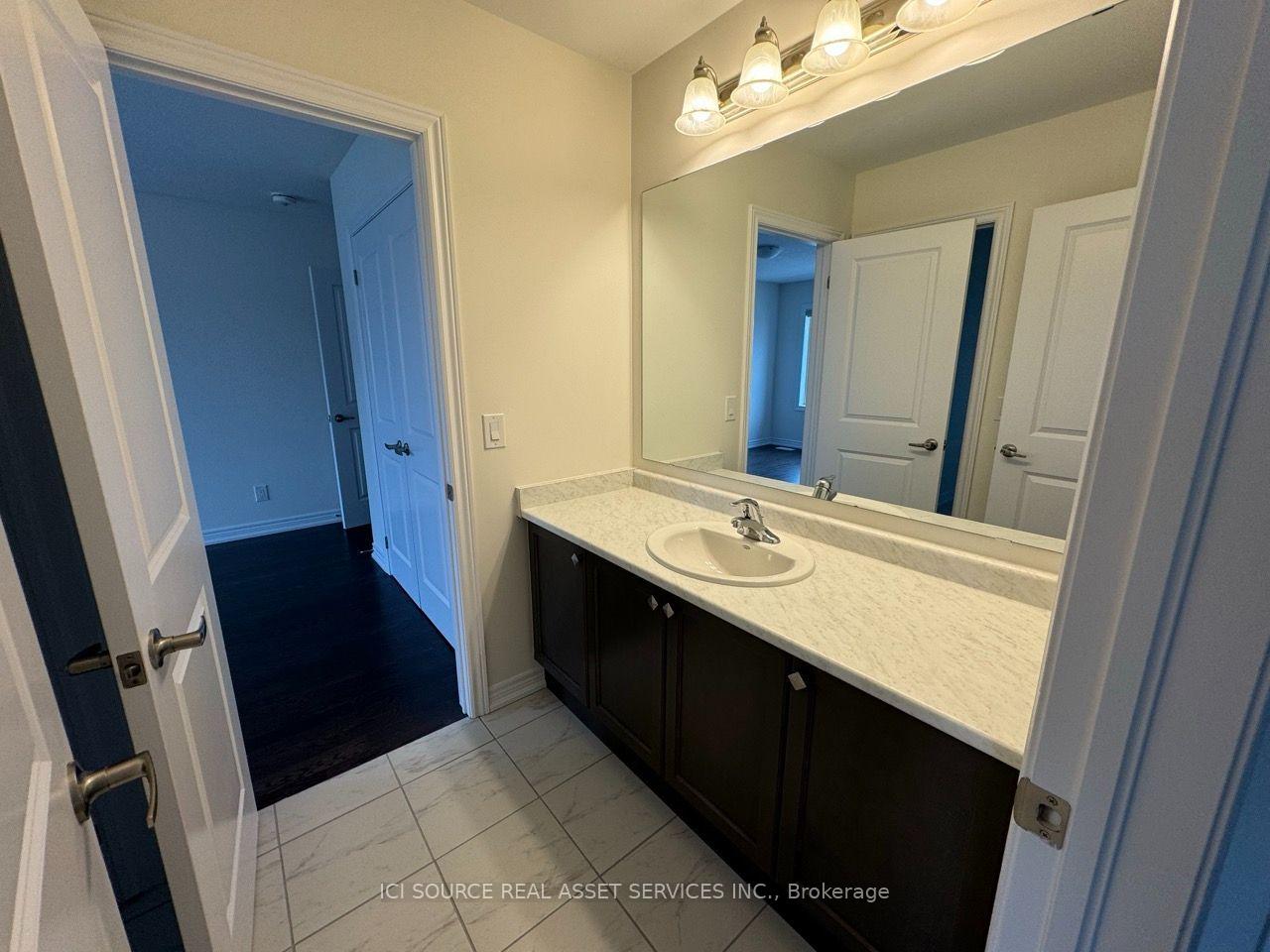 Photo 33 of 10 Guernsey Drive, Kitchener, Trussler — HOMEH