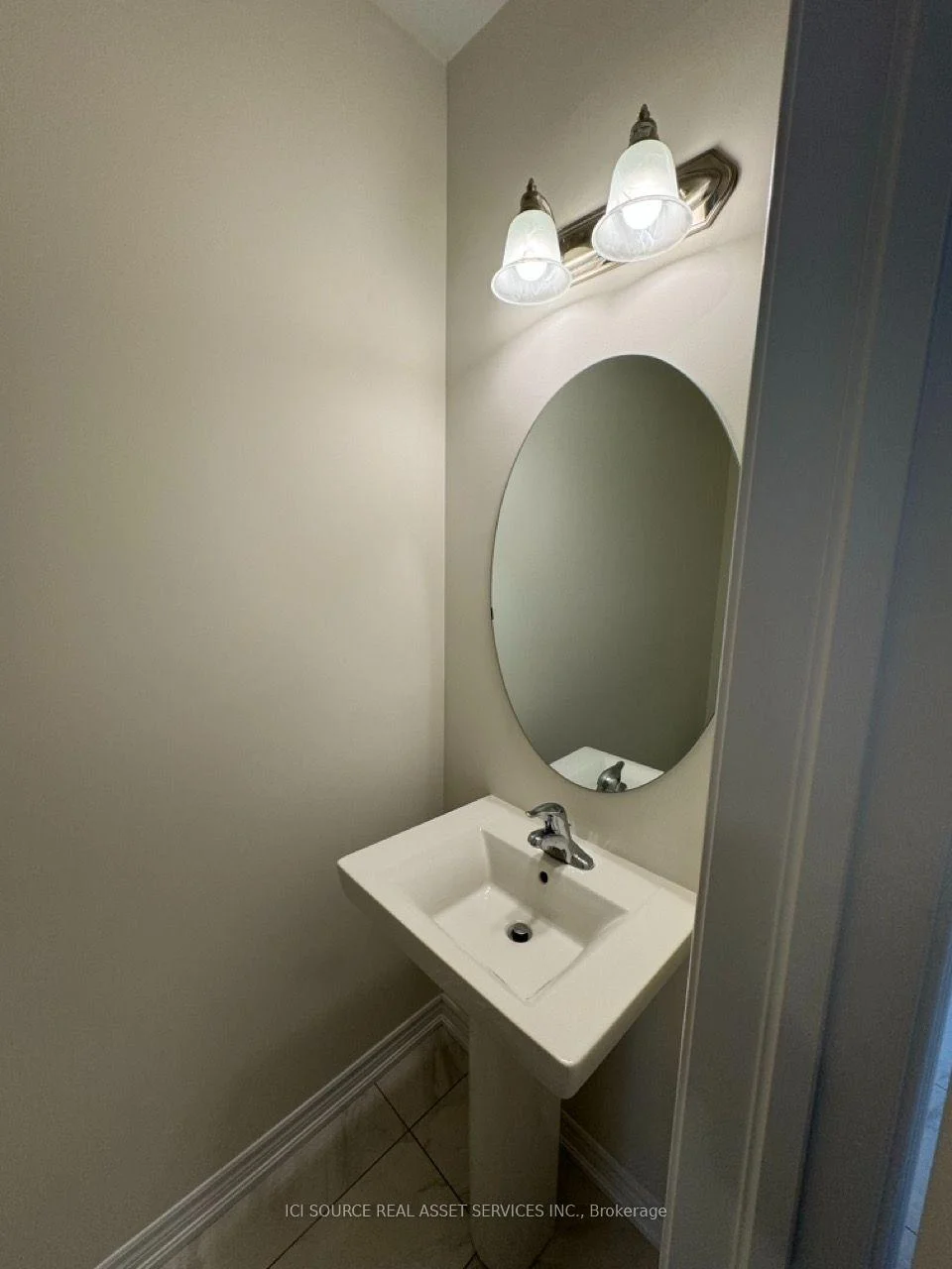 Photo 8 of 10 Guernsey Drive, Kitchener, Trussler — HOMEH