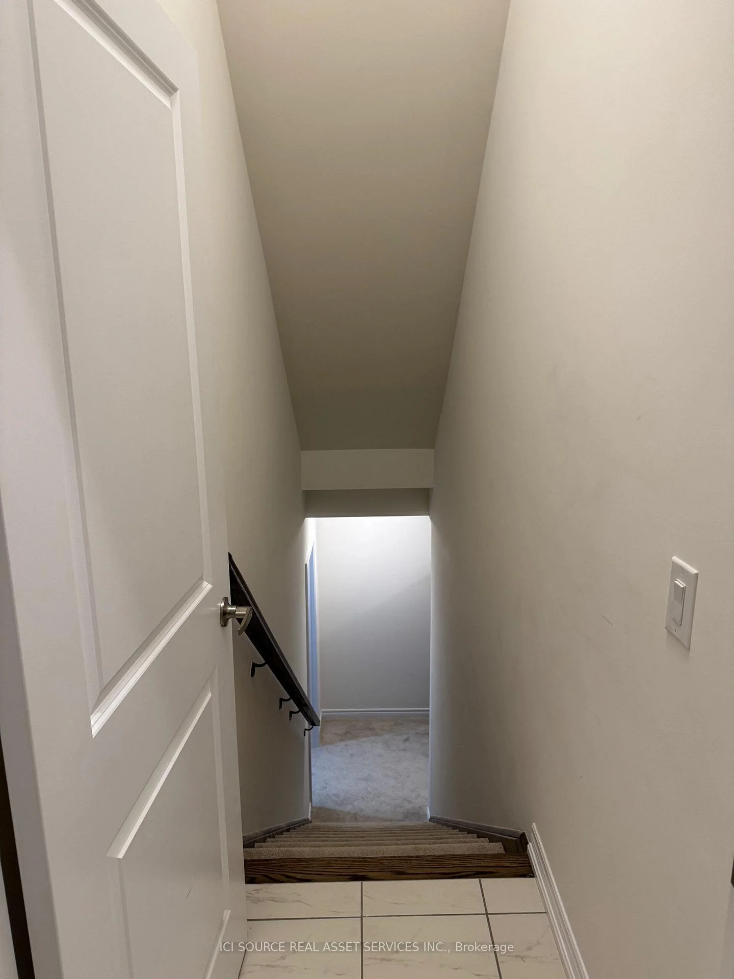 Photo 62 of 10 Guernsey Drive, Kitchener, Trussler — HOMEH