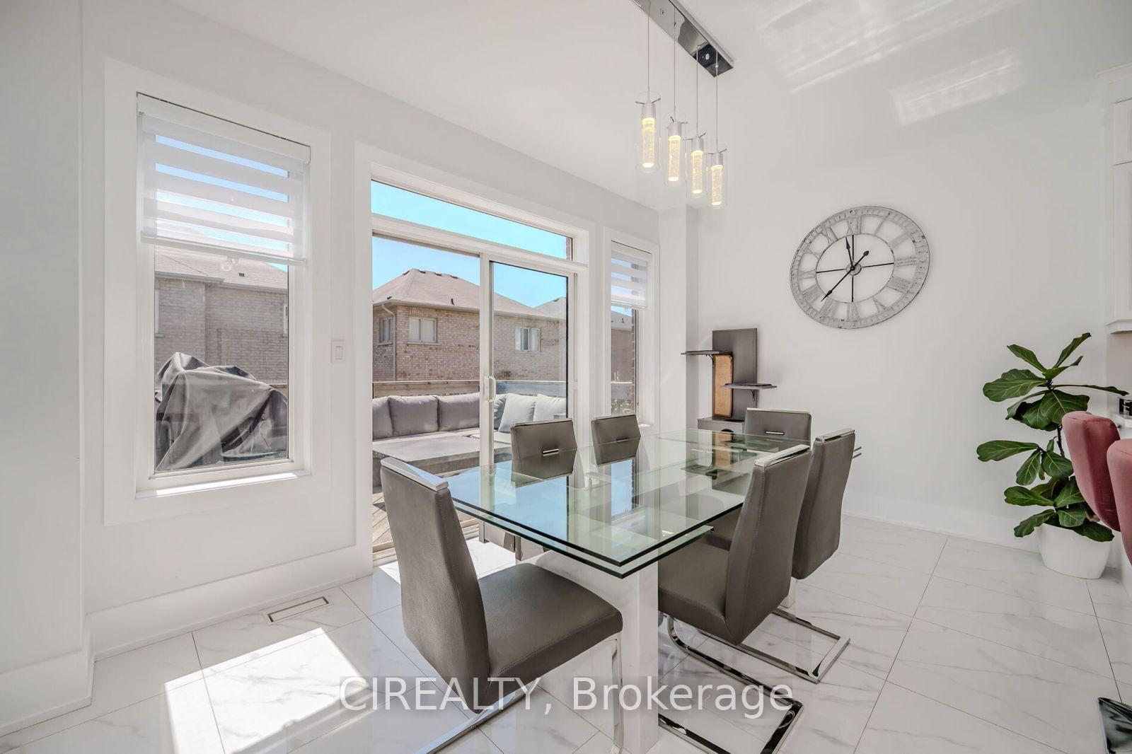 Photo 13 of 4712 Doug Wright Drive, Burlington, Alton — HOMEH