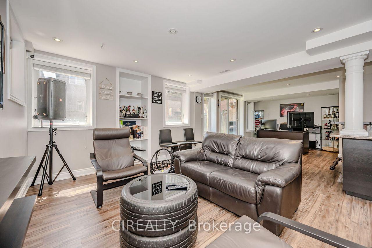Photo 32 of 4712 Doug Wright Drive, Burlington, Alton — HOMEH