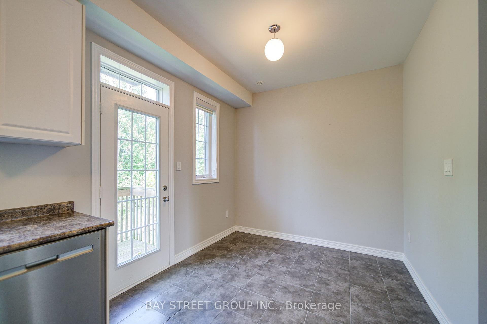 Photo 12 of 48 Roy Grove Way, Markham, Greensborough — HOMEH